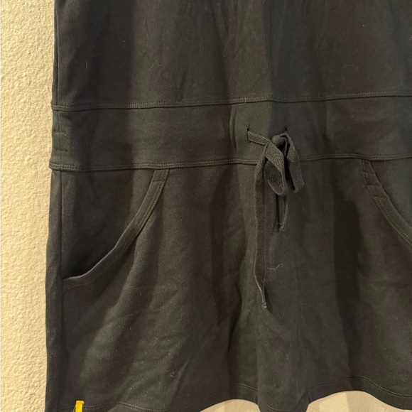 Lolë Black Short Sleeve Dress size Medium - Picture 2 of 10
